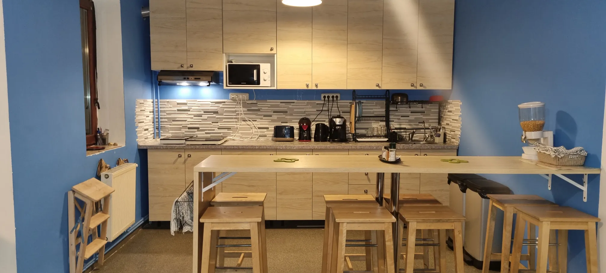 Popcorn Hostel courtyard — evening atmosphere